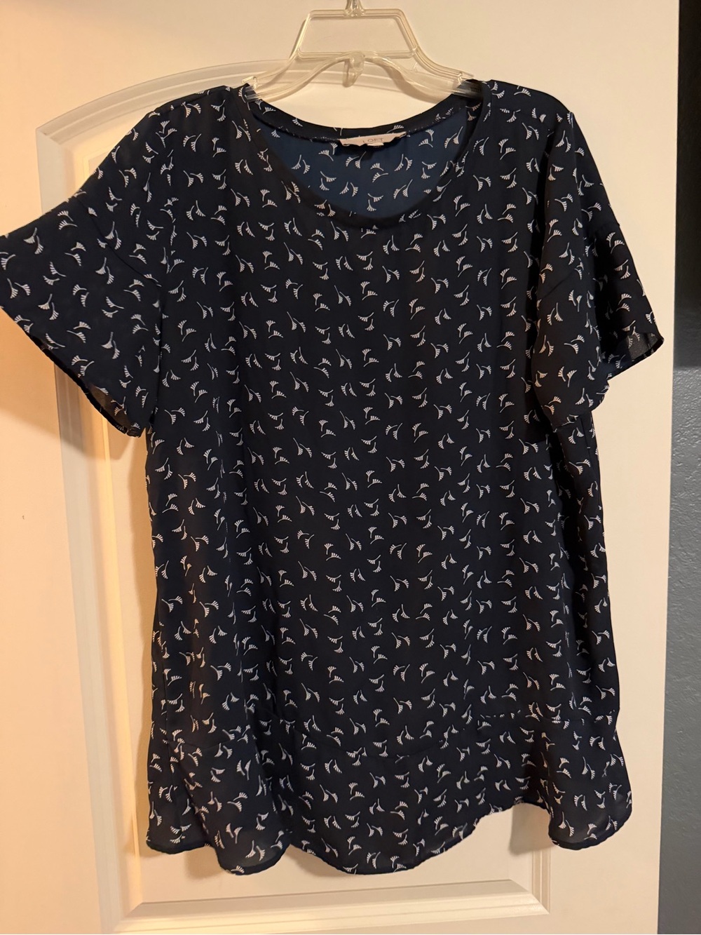 Loft Navy Short-Sleeve Printed Blouse - Large